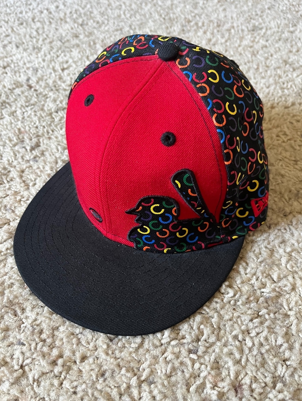 New Era 59Fifty Chicago Cubs All Over Logo Print Red And Black Fitted Hat
